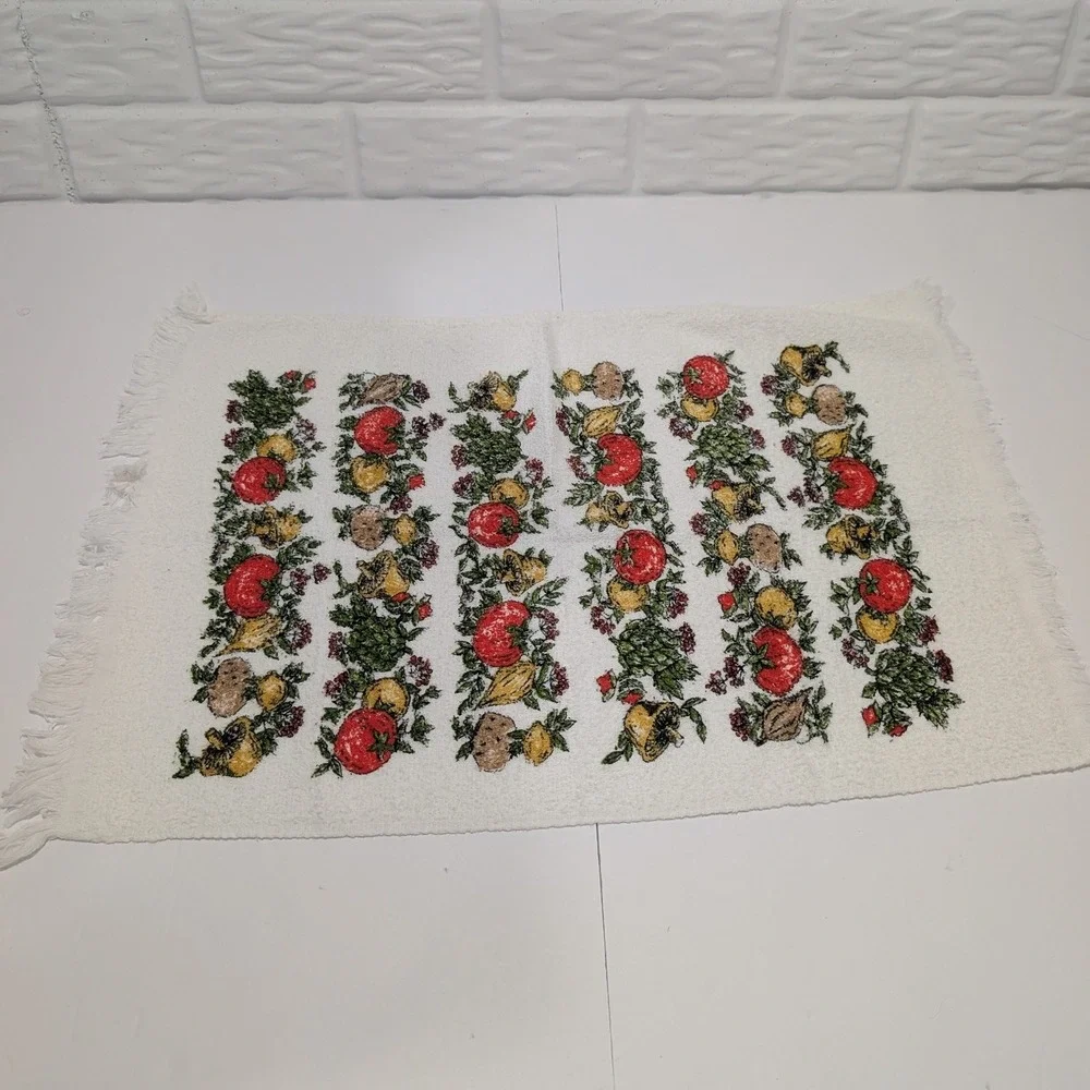 Vintage 70s Vegetable Print Terry Cloth Hand Towel White Fringe Harvest Mushroom